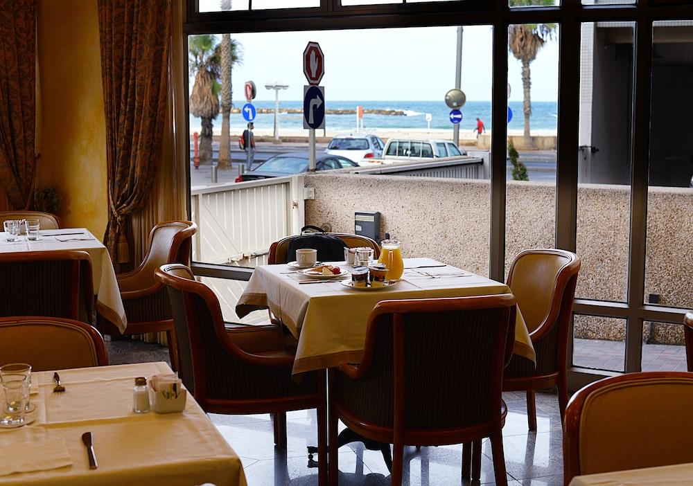 Abratel Sea View Hotel Tel Aviv Ngoại thất bức ảnh