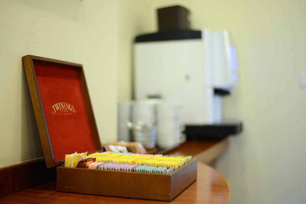 Abratel Sea View Hotel Tel Aviv Ngoại thất bức ảnh