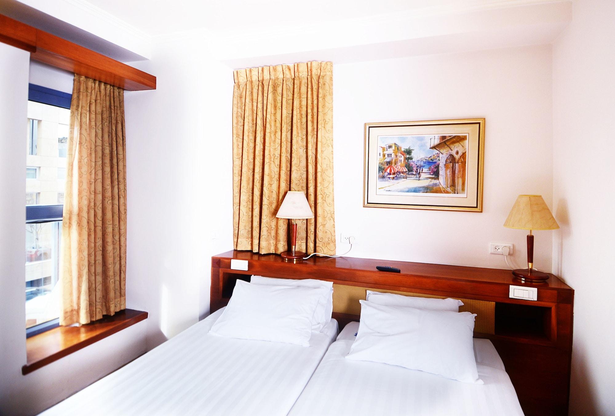 Abratel Sea View Hotel Tel Aviv Ngoại thất bức ảnh