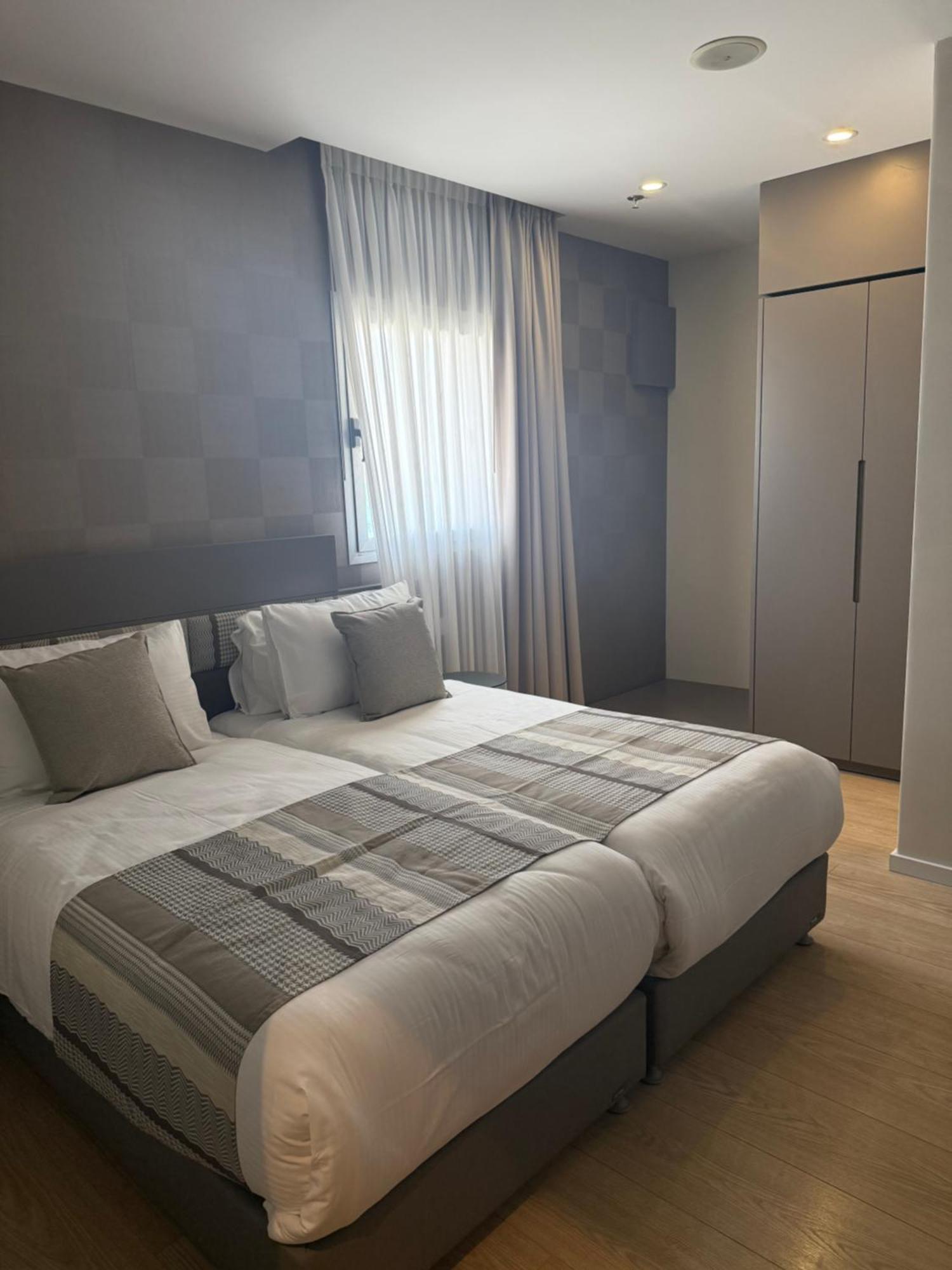 Abratel Sea View Hotel Tel Aviv Ngoại thất bức ảnh