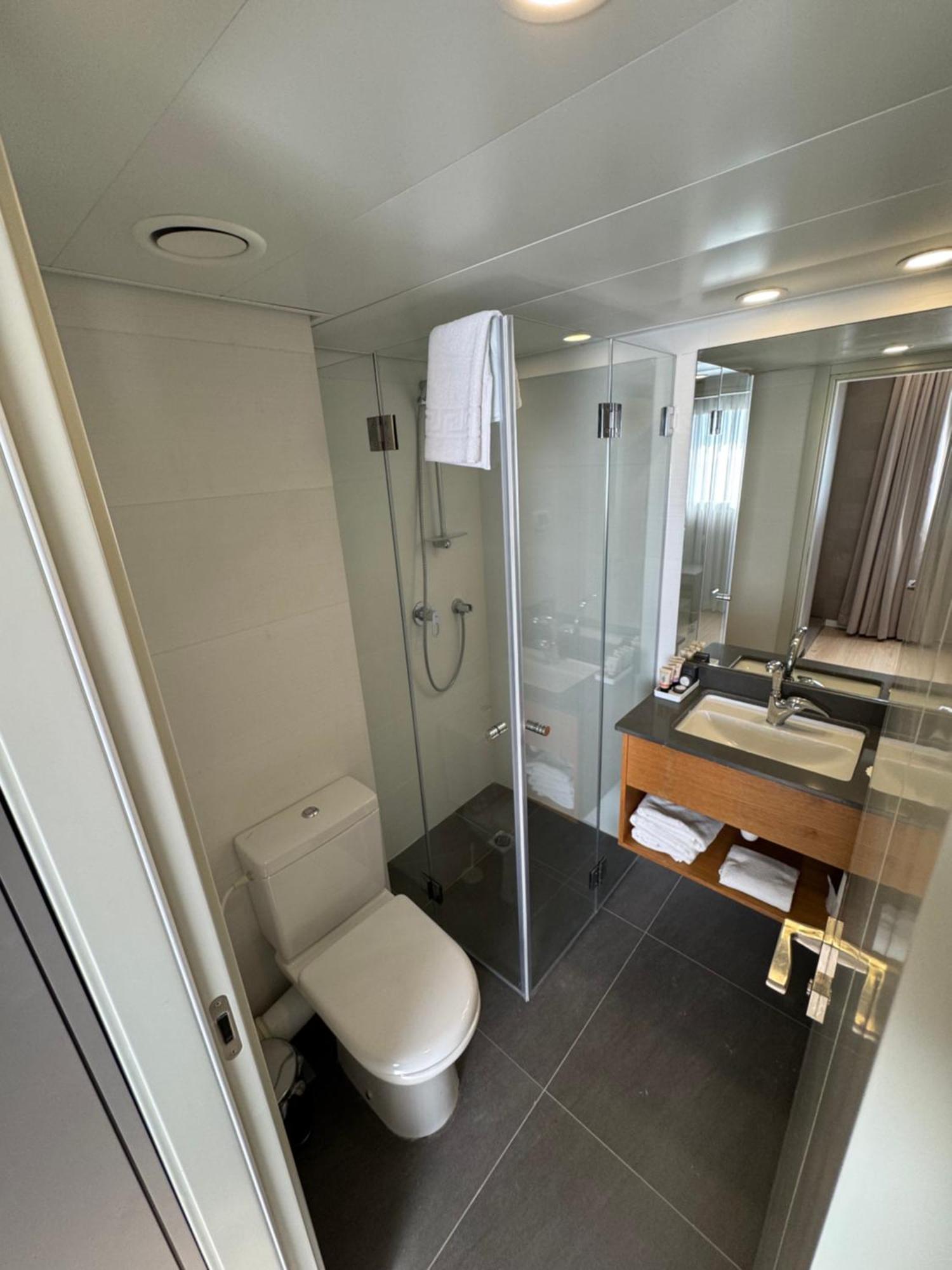 Abratel Sea View Hotel Tel Aviv Ngoại thất bức ảnh